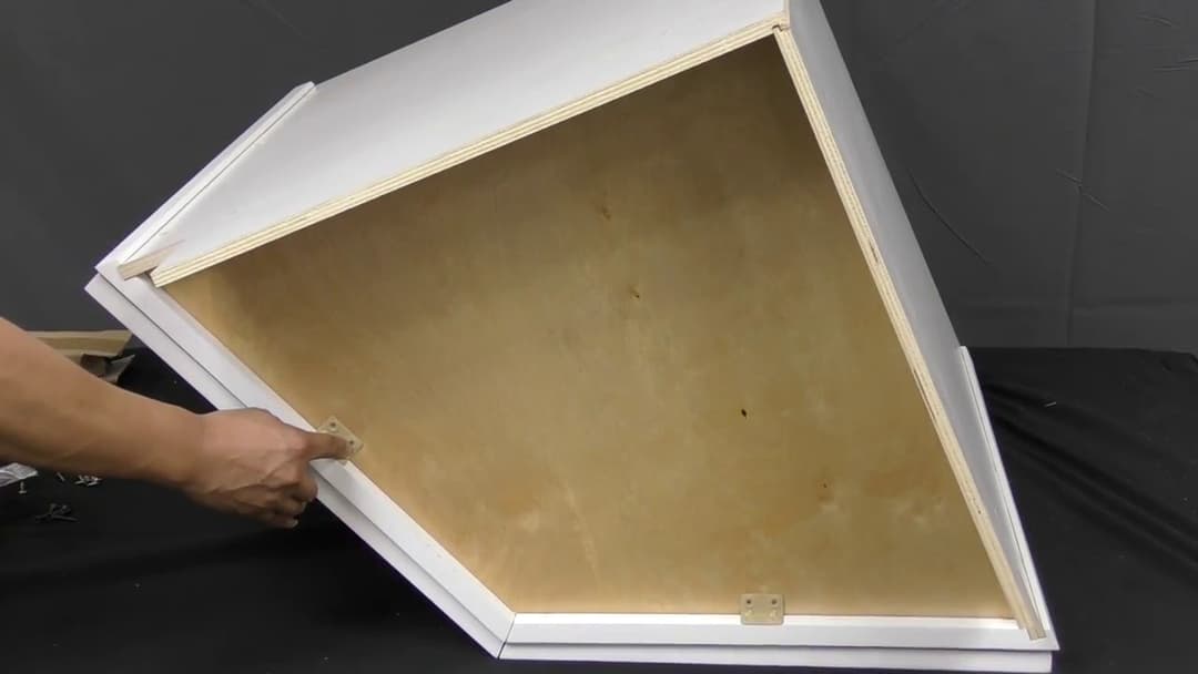 BASE END CABINET ASSEMBLY